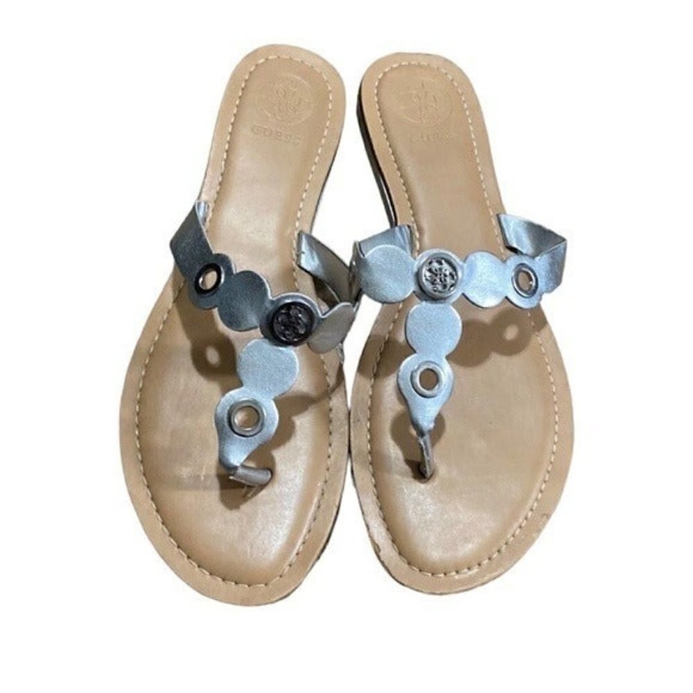 Guess Joyride sandals Scalloped Silver women 10M Beach Vacation Casual Cruise